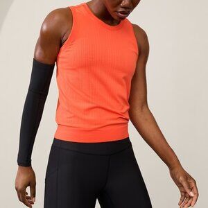 Athleta IN MOTION SEAMLESS TANK- size medium JEWEL ORANGE